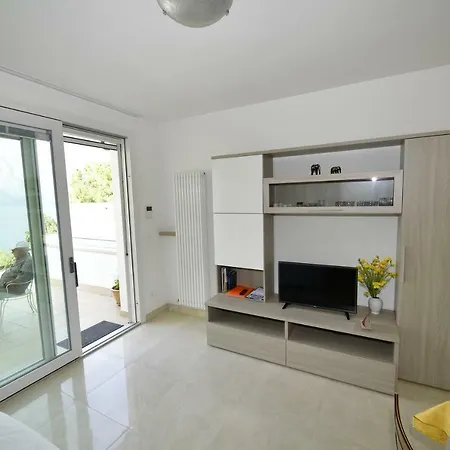 Casa Navene Lorenzi Apartment