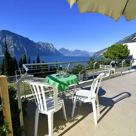 Casa Navene Lorenzi Malcesine