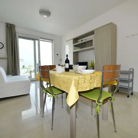 Casa Navene Lorenzi * Malcesine