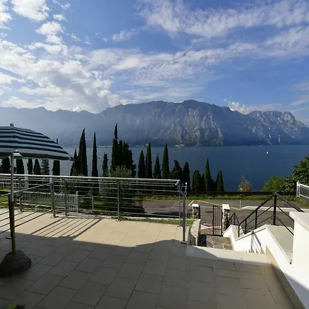 Casa Navene Lorenzi *