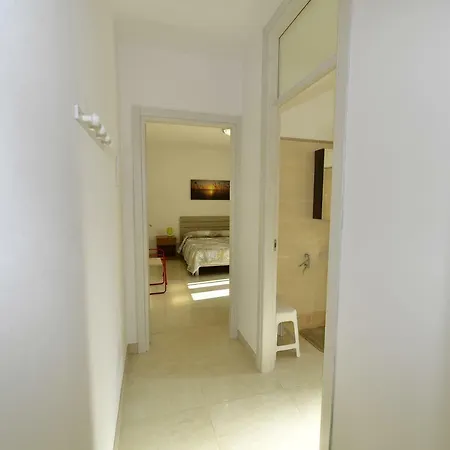Casa Navene Lorenzi 公寓 *