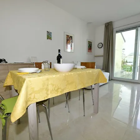 Casa Navene Lorenzi * Malcesine