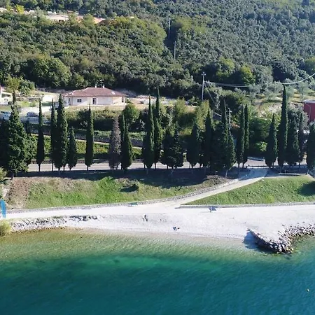 Appartamento Casa Navene Lorenzi *
