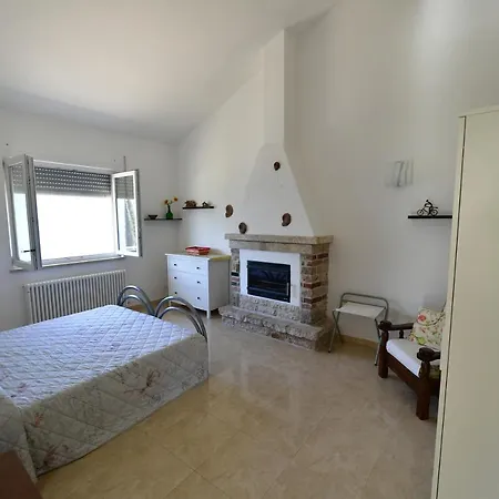Casa Navene Lorenzi *